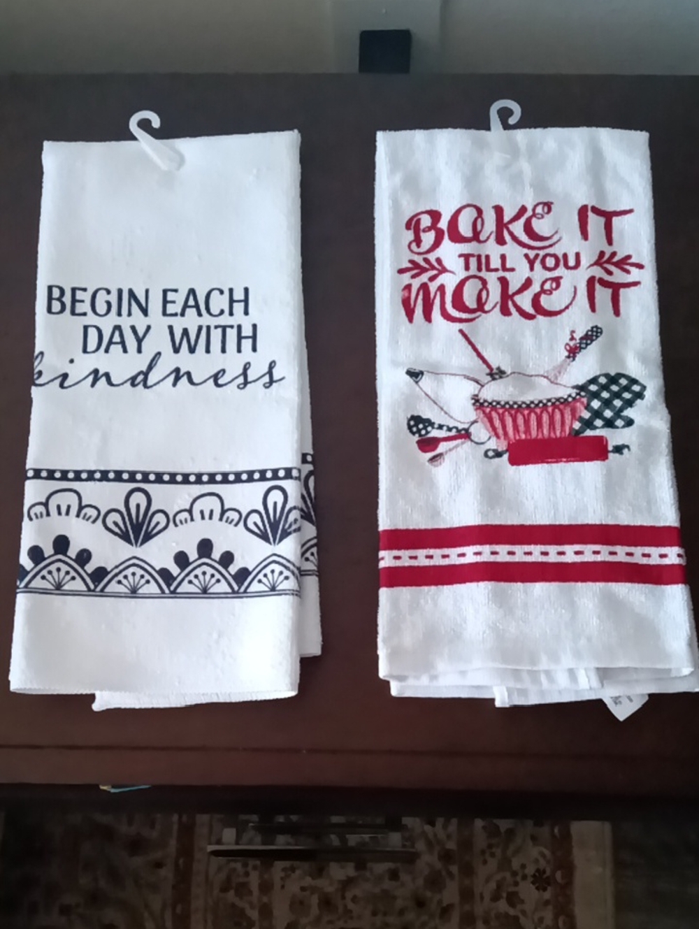 Kitchen Towels Set - White with Red and Black Designs
